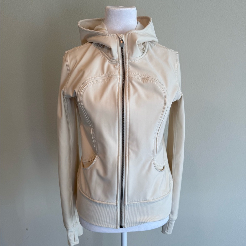 Lululemon Jacket - Picture 3 of 16
